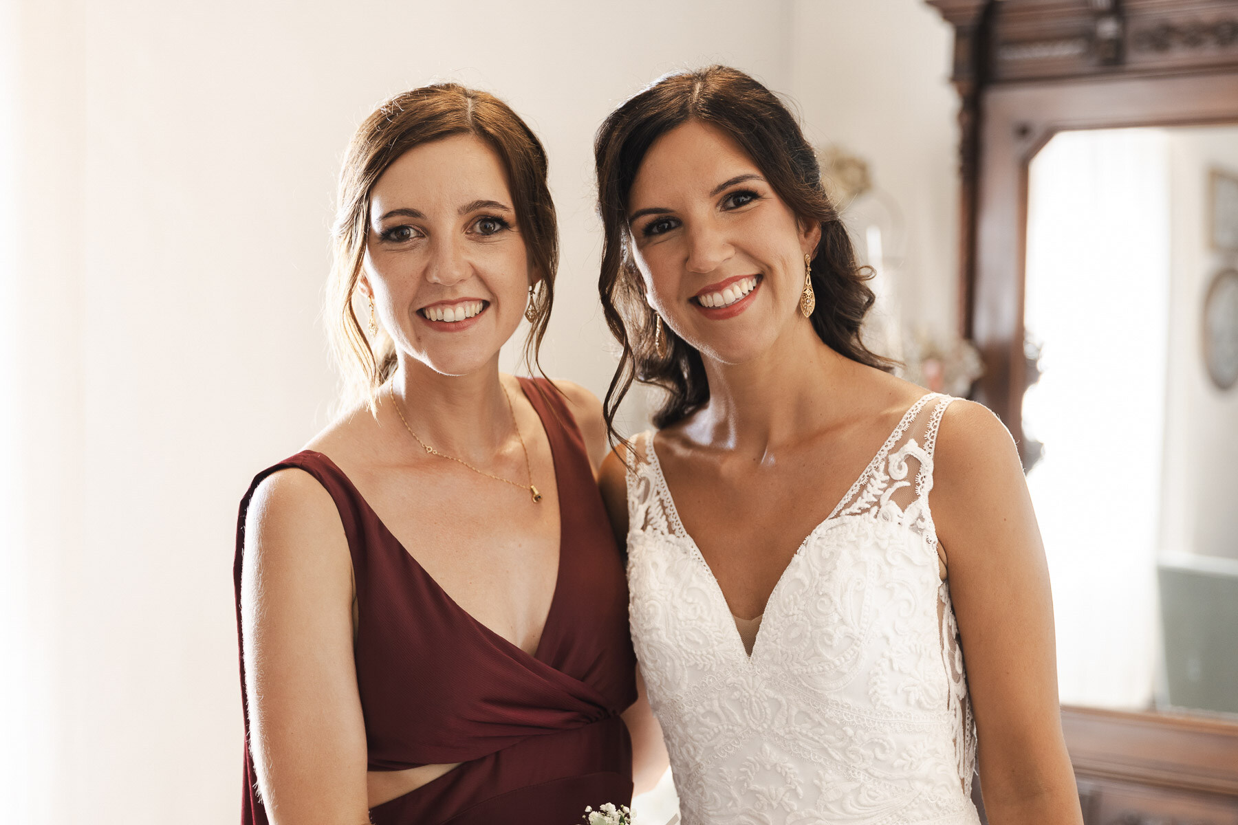 MAQUILLAJE Y PEINADO PARA INVITADAS